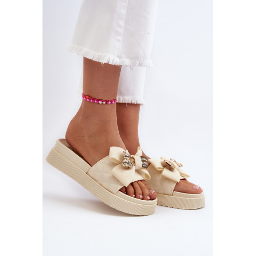 Klapky na platforme model 229724 Step in style Klapky na platforme model 229724 Step in style